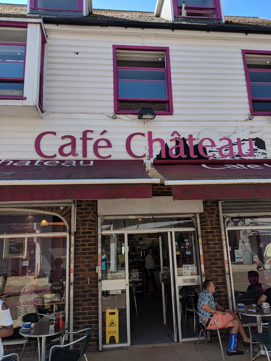 Cafe Chateau