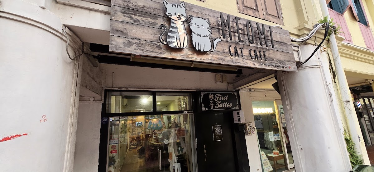 Meomi Cat Cafe